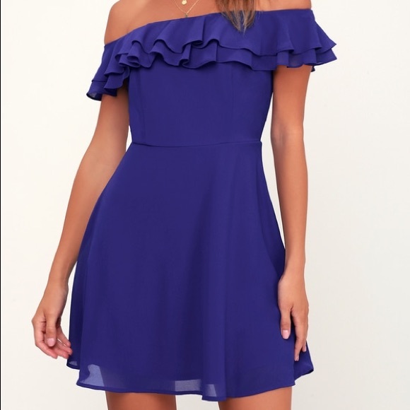 Lulus Dresses & Skirts - Lulus Off The Shoulder Dress